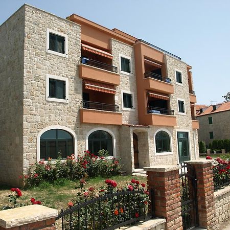 Apartment Vedran Podstrana Bagian luar foto