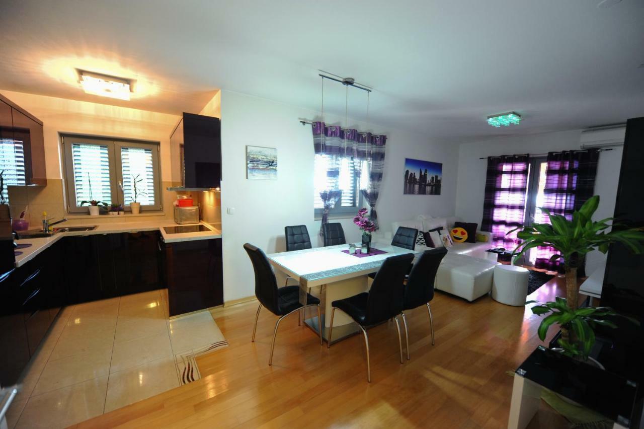 Apartment Vedran Podstrana Bagian luar foto